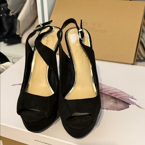 Jessica Simpson Black Peep-Toe Heels